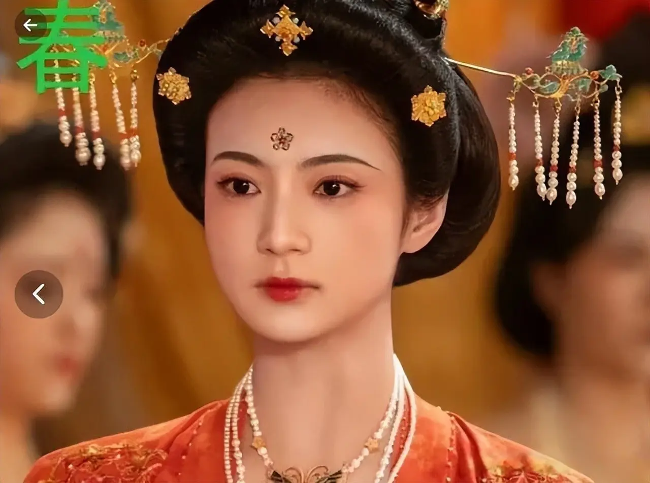 融易富 95花版红楼梦引热议：宋祖儿演黛玉争议大，孟子义凤姐却众望所归